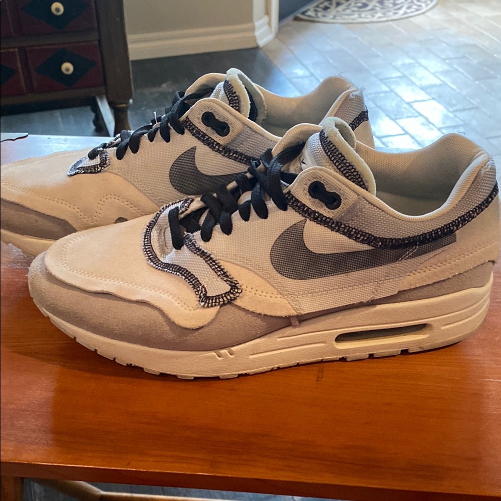 Nike Air Max 1 - Inside Out Phantom Black - Used Like New Condition - 9.5